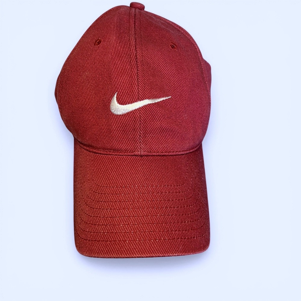 Nike Golf Dri-FIT Adjustable Hat Red Swoosh Dad Cap‎ Golf Baseball Cap Unisex